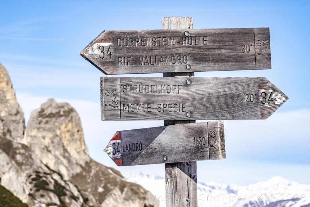 Turistick� zimn� v�prava do Dolomit.