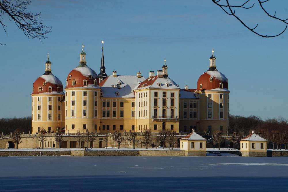 Moritzburg u Dr��an v Sasku.