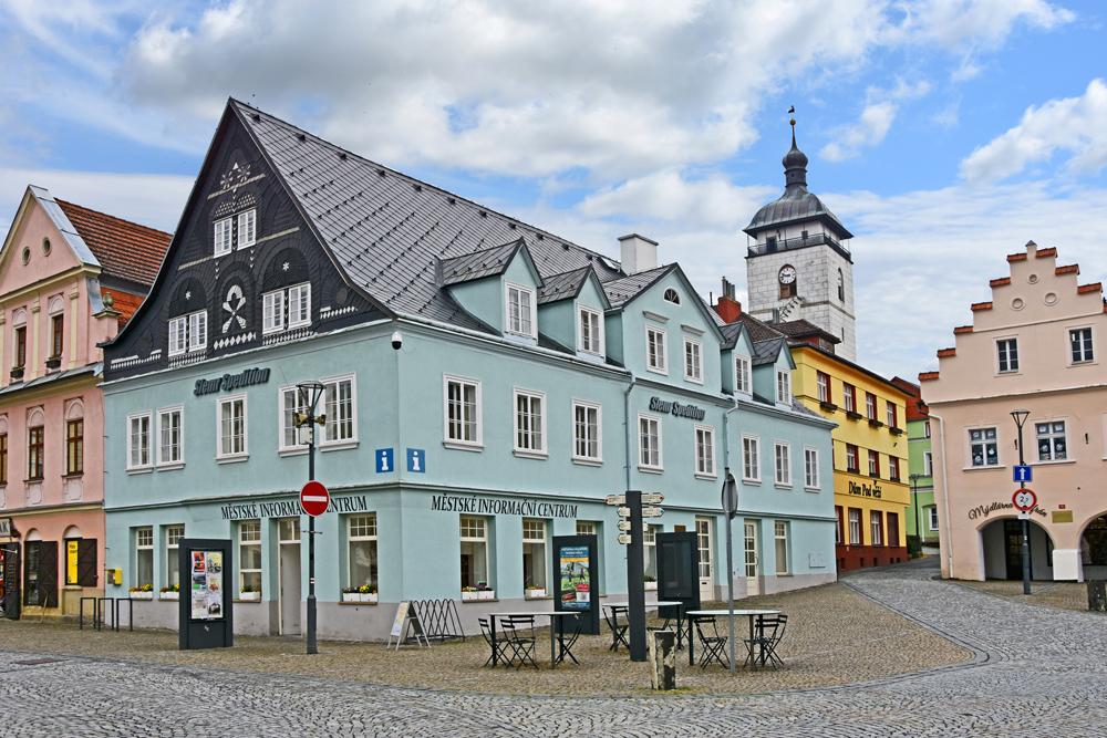 Chloubou �esk� Kamenice je i objekt turistick�ho informa�n�ho centra.