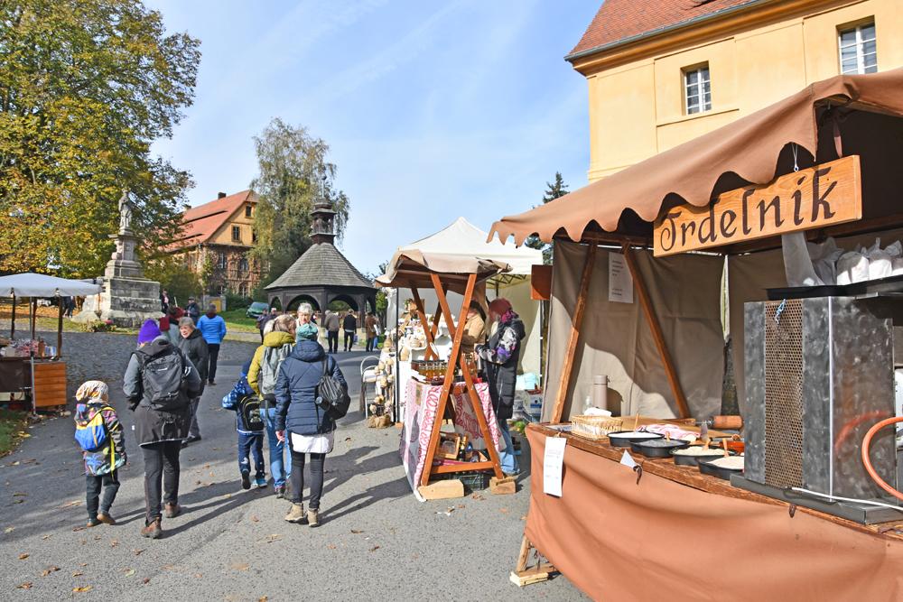 Zubrnick� jarmark - Podzim na vesnici.