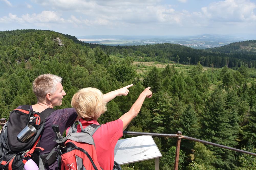 Scharfenstein v �itavsk�ch hor�ch.