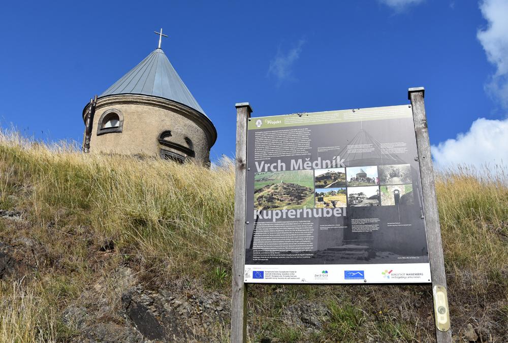 Vrch M�dn�k v Kru�n�ch hor�ch.