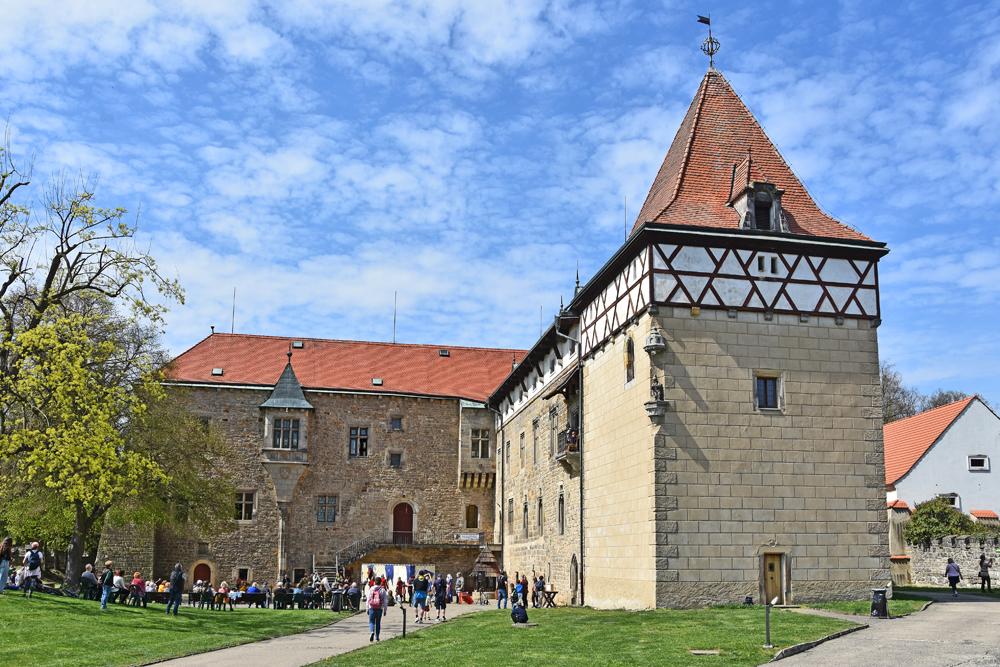Vodn� hrad Budyn� nad Oh��.
