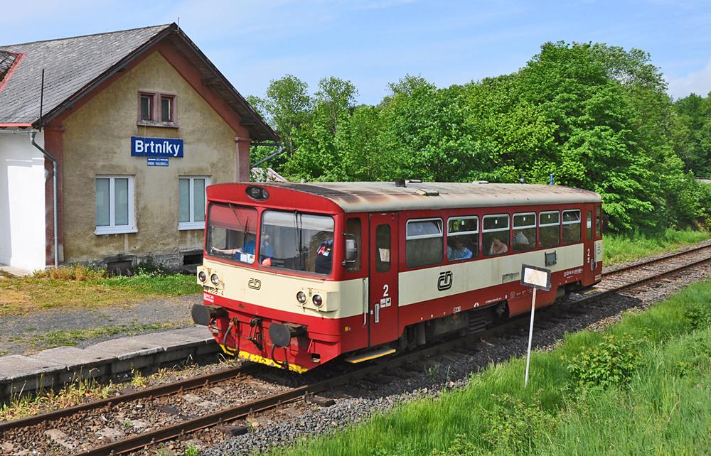 �elezni�n� zast�vka Brtn�ky