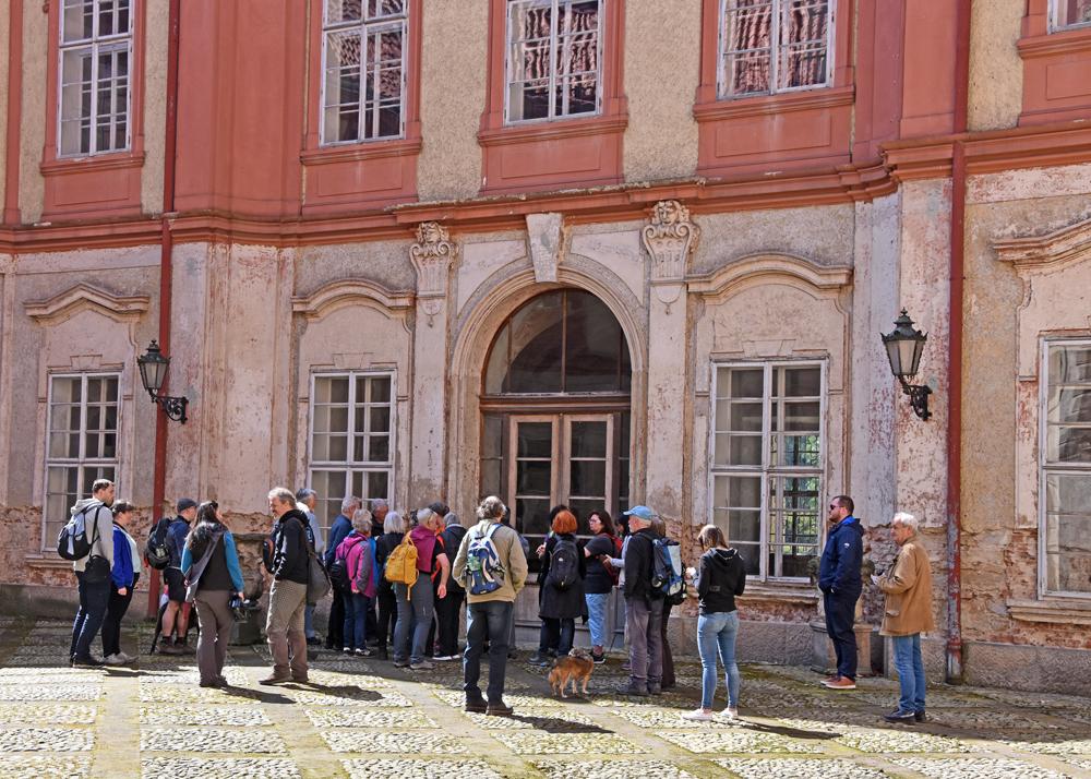 Turist u zmku v Libchov.