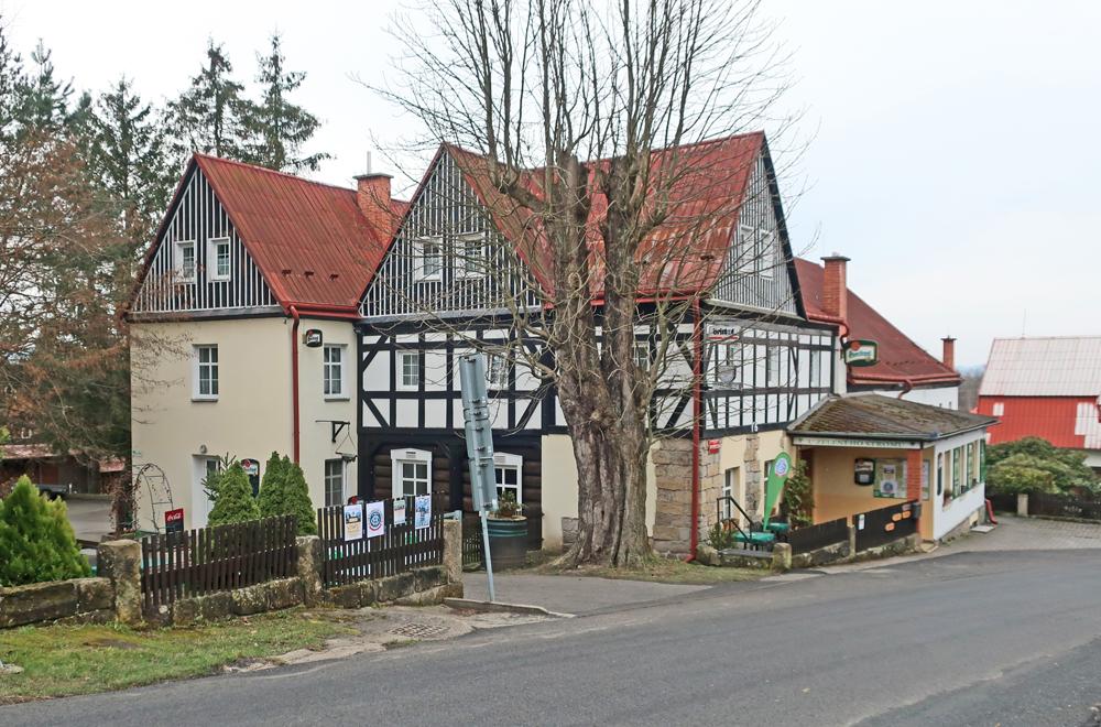 Hotel U Zelenho stromu v Janov nad Henskem