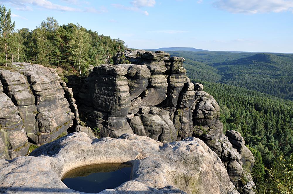 Na stolov� ho�e Pfaffenstein v Sask�m �v�carsku.