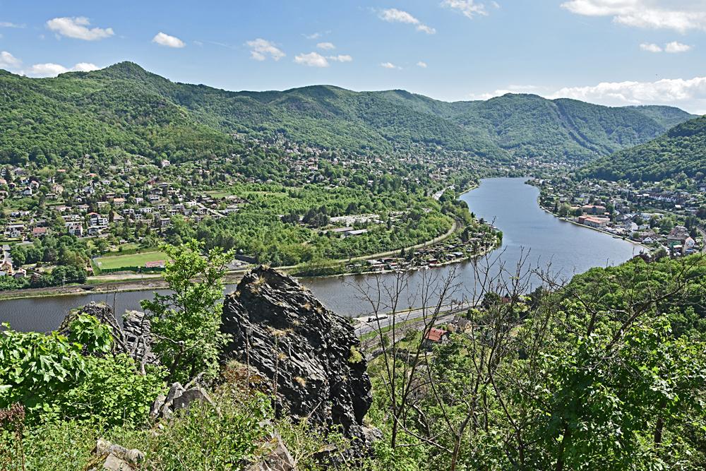 Pohled do labskho dol z vyhldky Vrko.