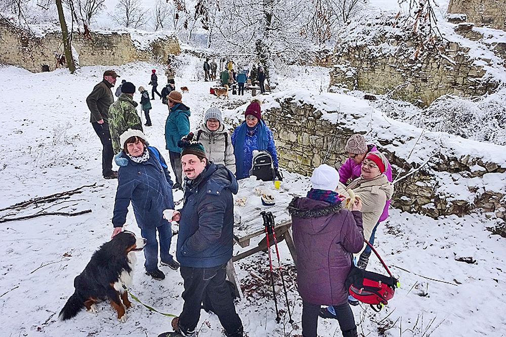 Turist na hrad Pravda.