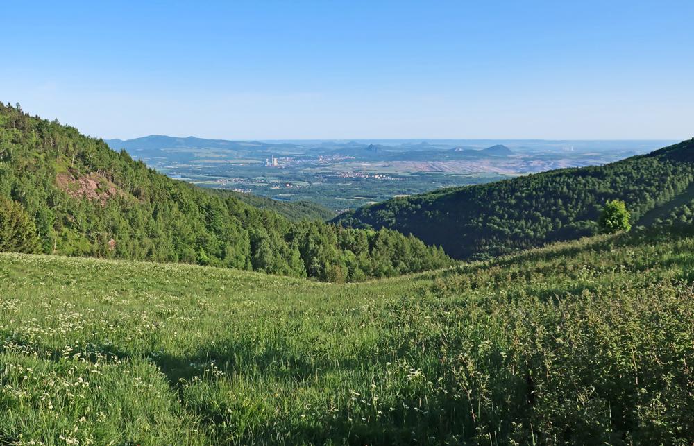 Pohled od Viti�ky v Kru�n�ch hor�ch.