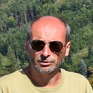 Hynek Vesel�